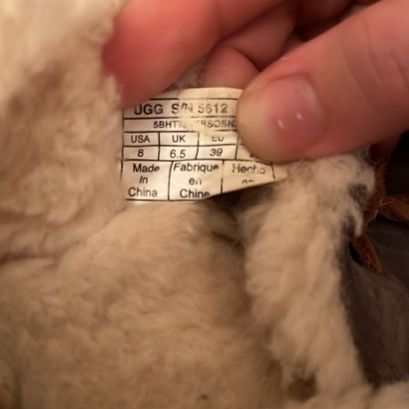 UGG Dokata Slippers - Picture 8 of 8